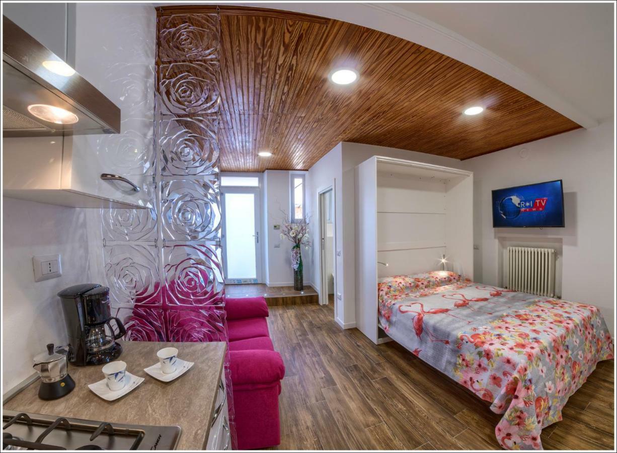 Monolocale “Sale & Pepe” Apartment Gravedona Luaran gambar